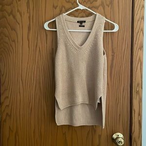 Massimo Dutti-Knitted sleeveless camel top (XS)